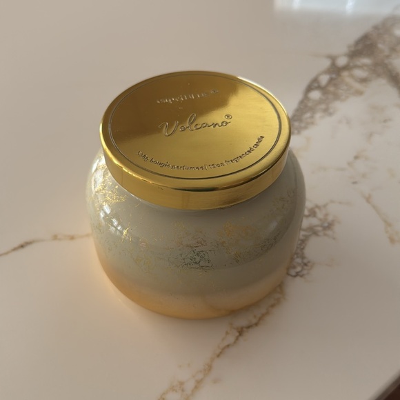 Volcano Glimmer Oversize Signature Jar Candle Capri Blue - Picture 2 of 6